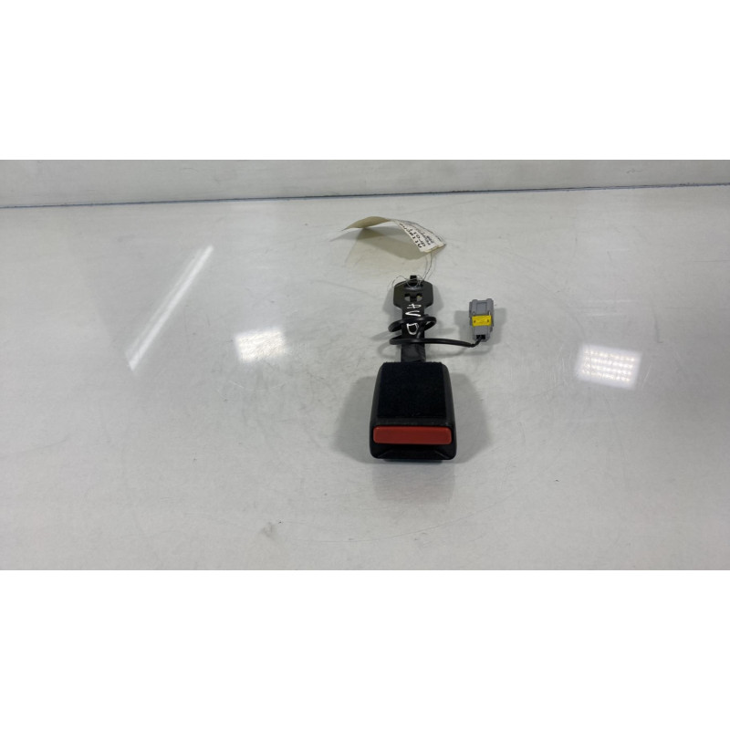 Attache ceinture avant droit PEUGEOT 208 1 Photo n°3