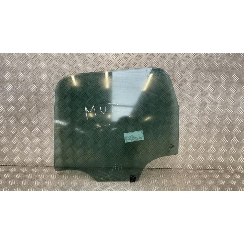 Vitre arriere gauche CITROEN C3 PICASSO Photo n°1