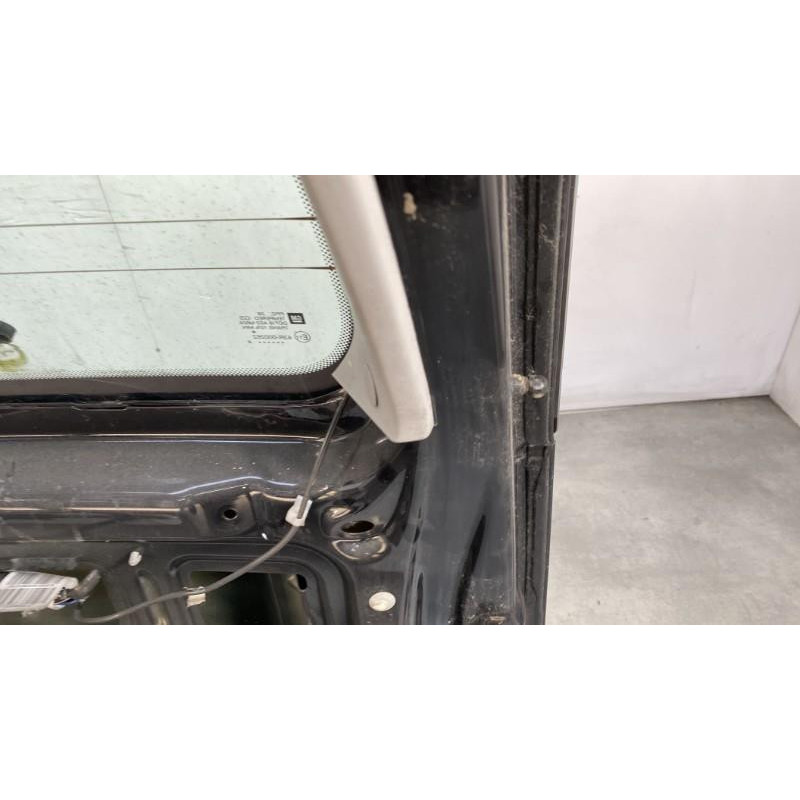 Malle/Hayon arriere OPEL MERIVA A Photo n°2