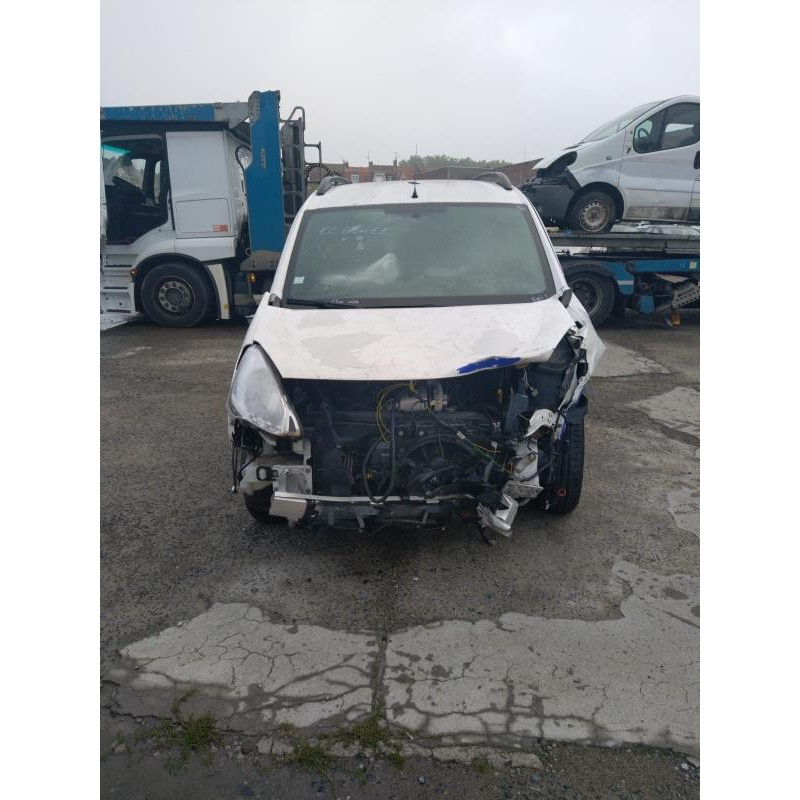 Attache ceinture avant droit PEUGEOT PARTNER 2 Photo n°5