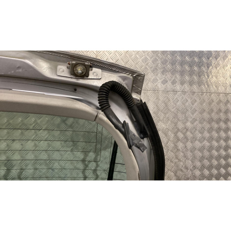 Malle/Hayon arriere RENAULT LAGUNA 2 Photo n°5