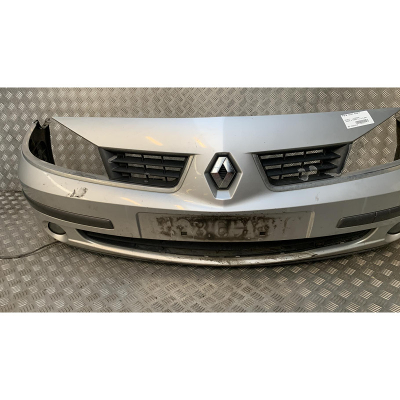 Pare choc avant RENAULT LAGUNA 2 Photo n°4