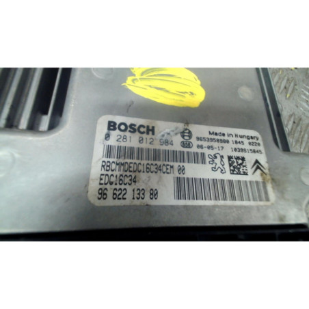 Calculateur moteur PEUGEOT 407 Photo n°1