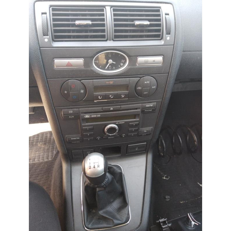 Malle/Hayon arriere FORD MONDEO 2 Photo n°6