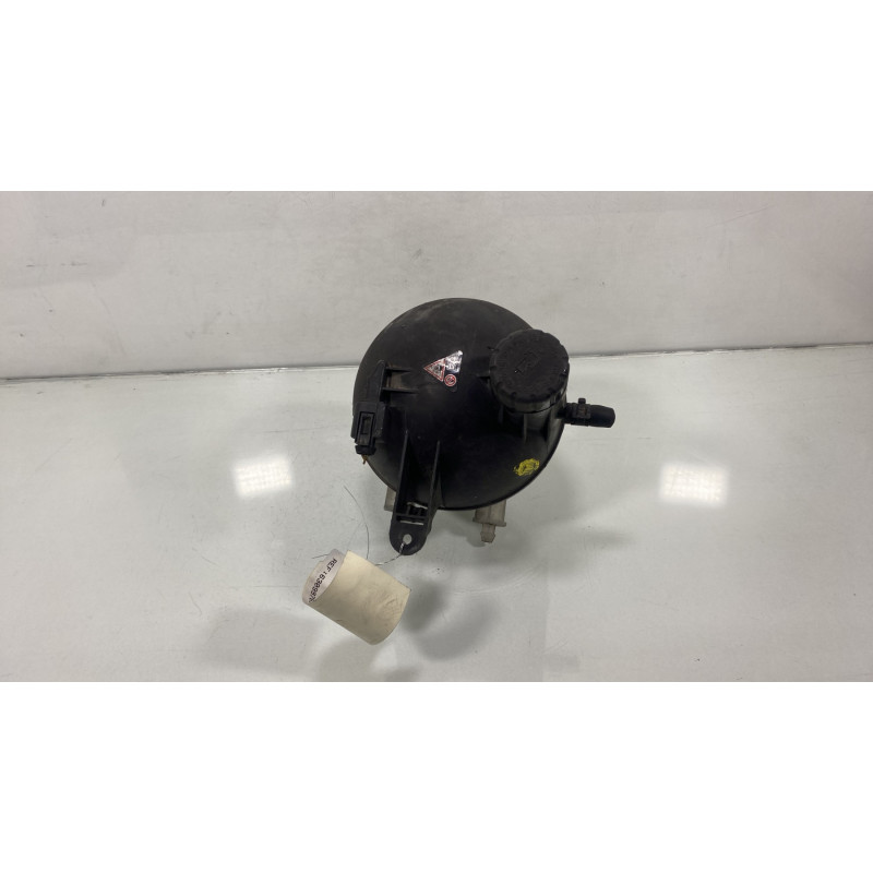 Vase d'expansion MERCEDES CLASSE B 245 Photo n°1