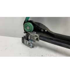 Leve vitre electrique avant droit FORD FOCUS 1 Photo n°1