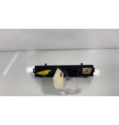 Bouton de warning PEUGEOT 3008 1