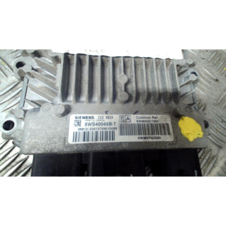 Calculateur moteur PEUGEOT 307 Photo n°1