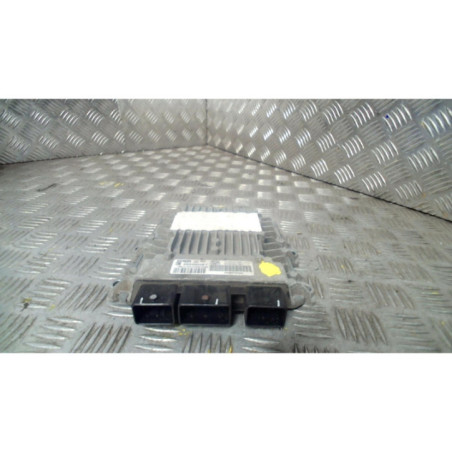 Calculateur moteur PEUGEOT 307