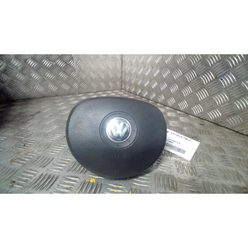 Air bag conducteur VOLKSWAGEN GOLF 5 Photo n°1