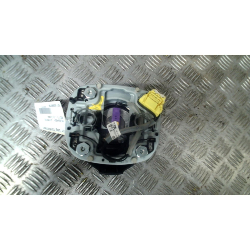 Air bag conducteur VOLKSWAGEN GOLF 5 Photo n°2