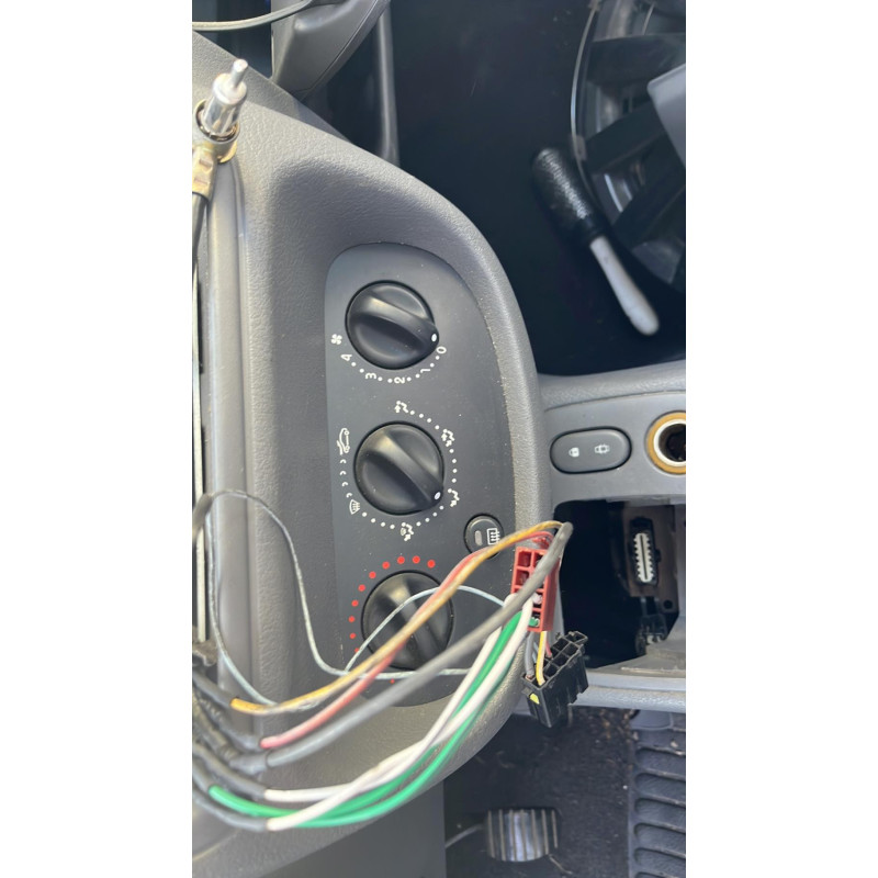 Interrupteur de leve vitre avant gauche RENAULT CLIO 2 Photo n°4