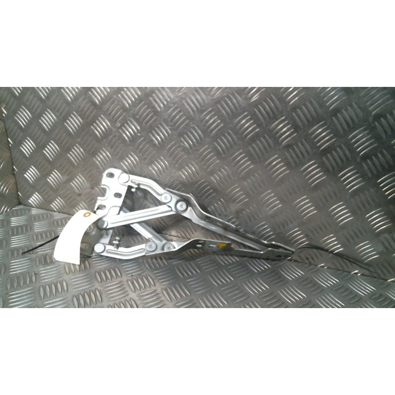 Charniere de capot OPEL ASTRA J Photo n°1
