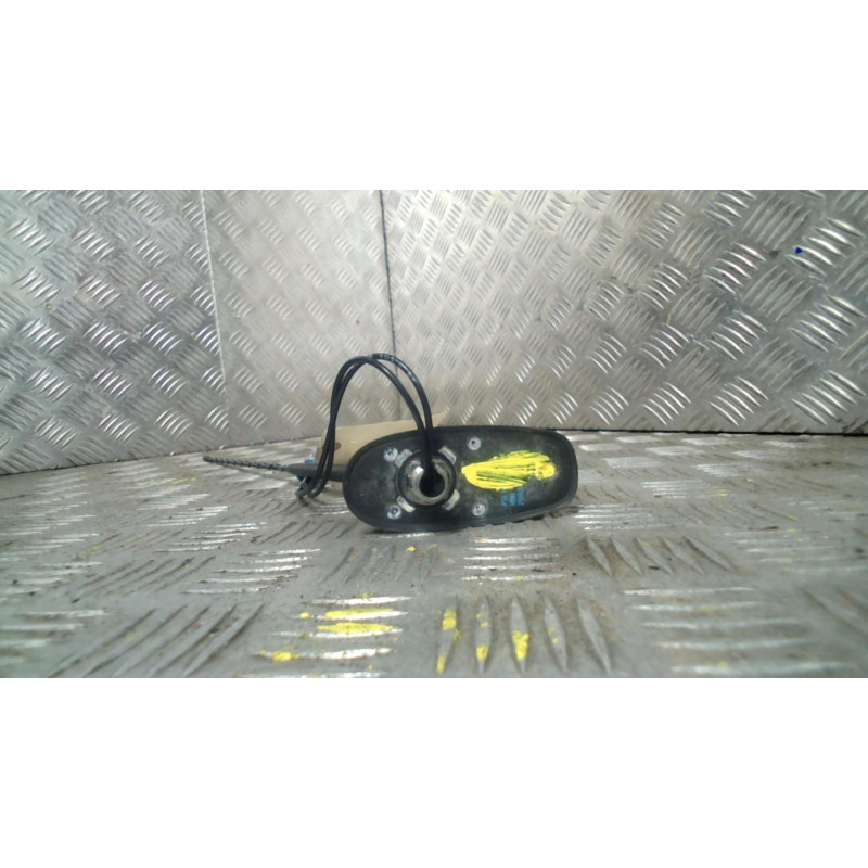 Antenne CITROEN C4 2 Photo n°1