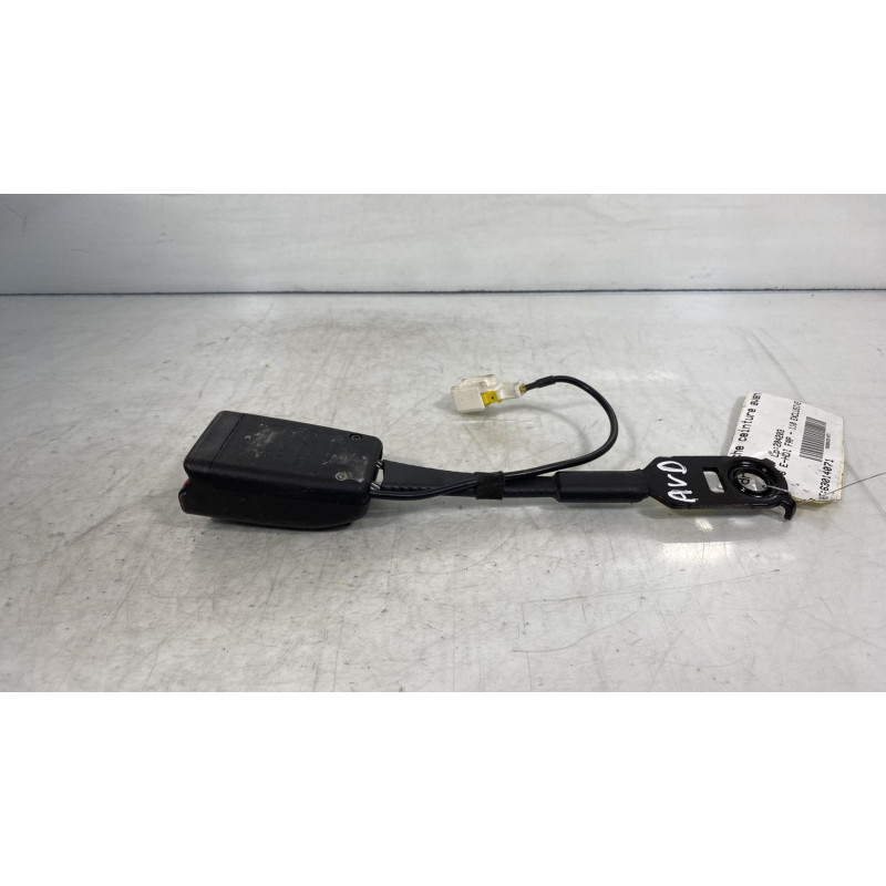 Attache ceinture avant droit CITROEN C4 2 Photo n°1
