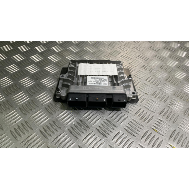 Calculateur moteur PEUGEOT 308 1 Photo n°2