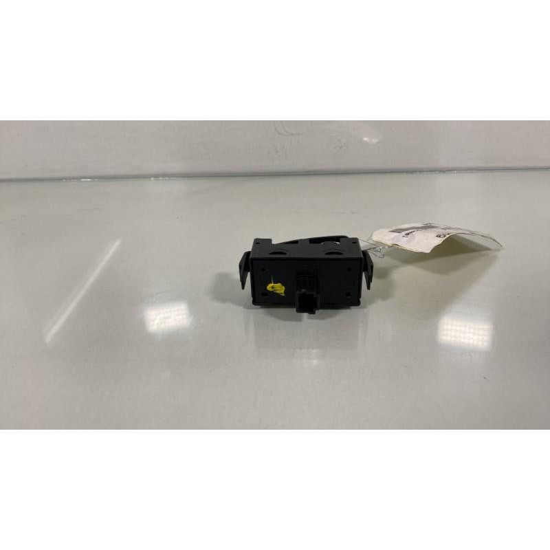 Bouton de warning DACIA SANDERO 2 Photo n°3