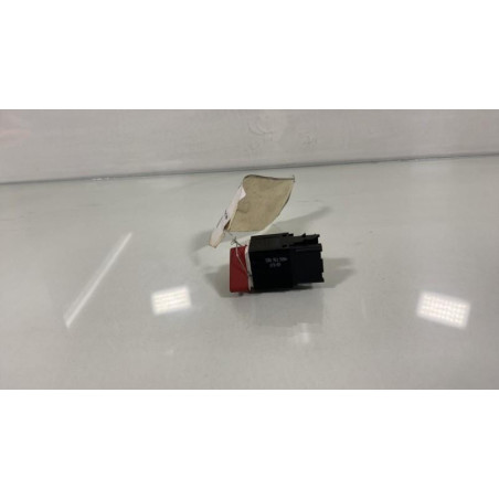Bouton de warning VOLKSWAGEN GOLF PLUS