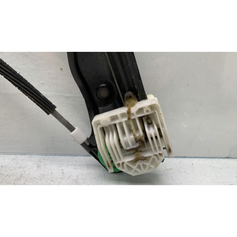 Leve vitre electrique avant droit BMW SERIE 3 E91 Photo n°2