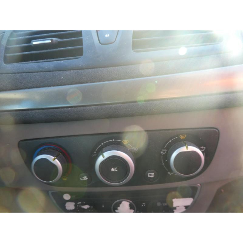 Pretensionneur de ceinture avant gauche RENAULT MEGANE 3 Photo n°14