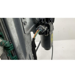 Leve vitre electrique avant droit RENAULT CLIO 3