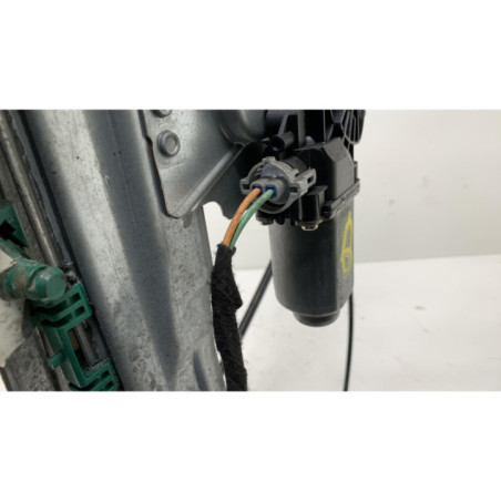 Leve vitre electrique avant droit RENAULT CLIO 3