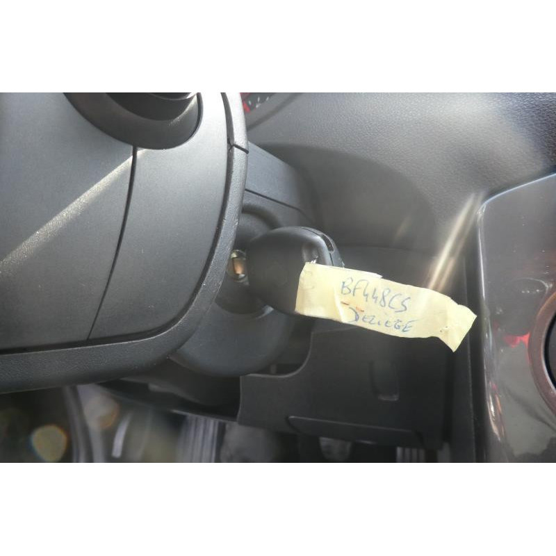 Leve vitre electrique avant droit RENAULT CLIO 3 Photo n°11