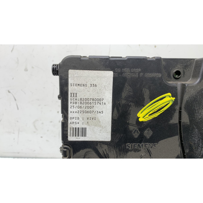Boitier UCH RENAULT MEGANE 2 Photo n°3