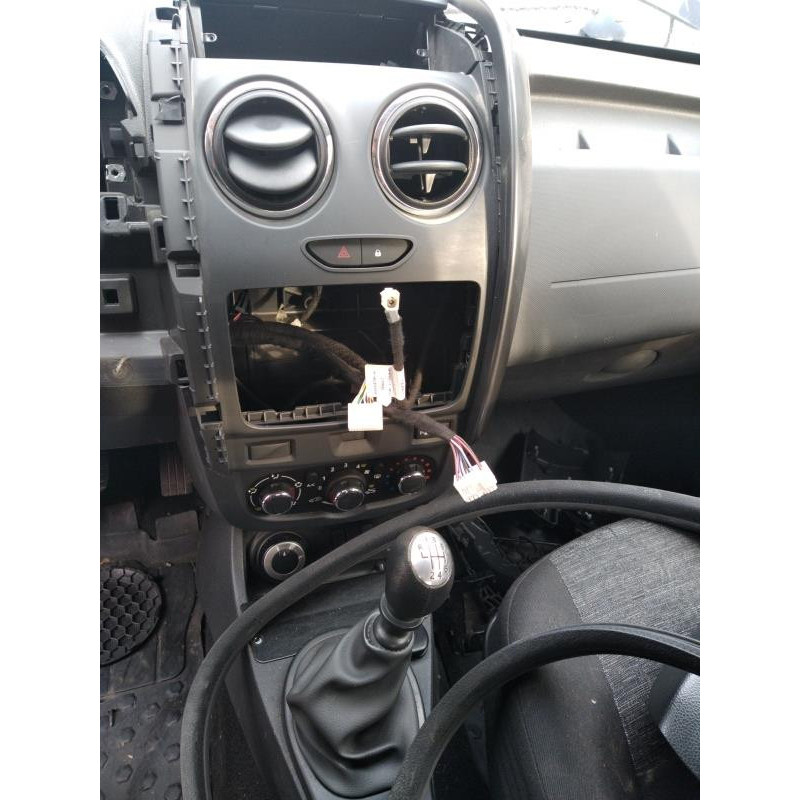 Trappe d'essence DACIA DUSTER 1 Photo n°13