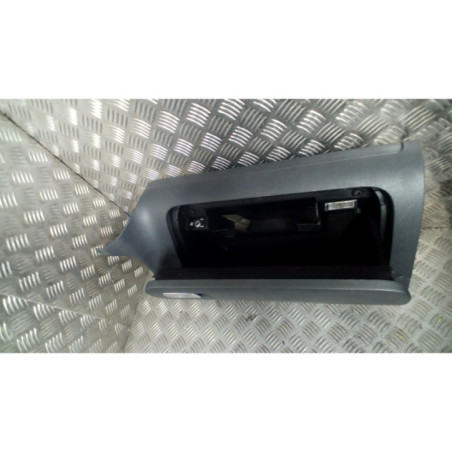 Boite a gants VOLKSWAGEN GOLF 5 Photo n°1