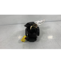 Pretensionneur de ceinture avant droit VOLKSWAGEN GOLF 5