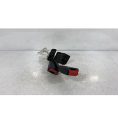 Attache ceinture arriere gauche AUDI A6 2 Photo n°1