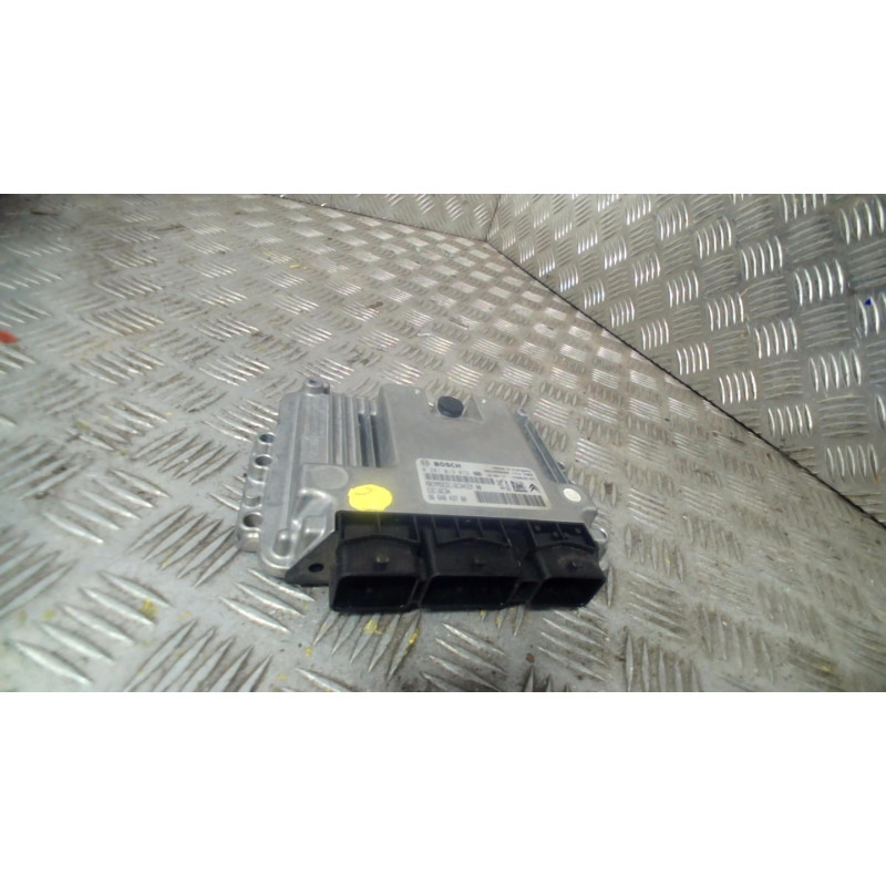 Calculateur moteur CITROEN C5 2 Photo n°1