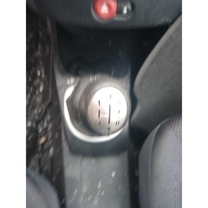 Poignee interieur avant droit RENAULT CLIO 3 Photo n°14