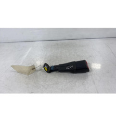 Attache ceinture arriere droit SUZUKI SWIFT 4