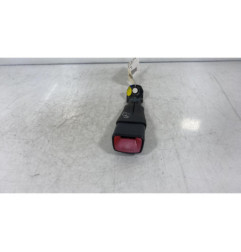 Attache ceinture arriere droit SUZUKI SWIFT 4