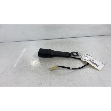 Attache ceinture avant droit SUZUKI SWIFT 4
