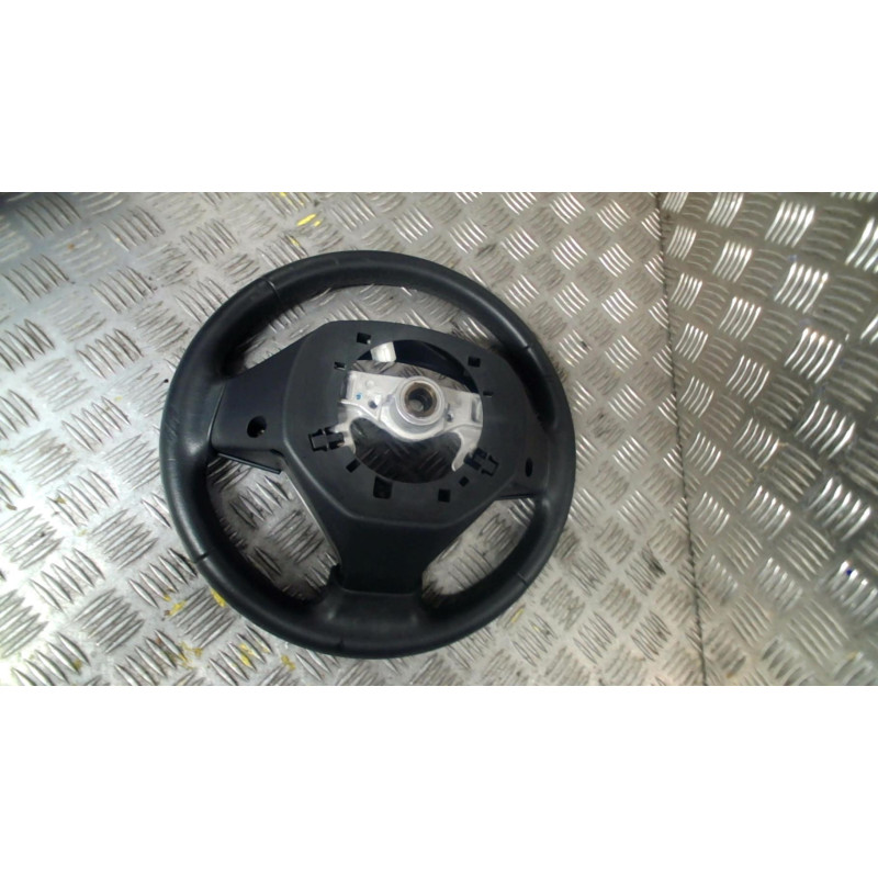 Volant SUZUKI SWIFT 4 Photo n°1