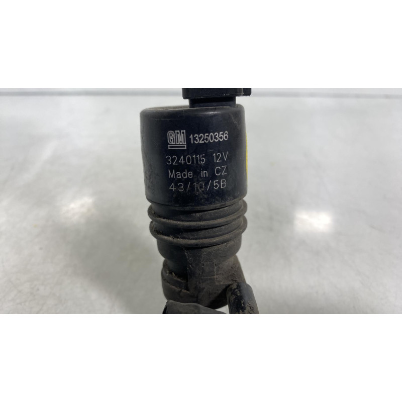 Pompe lave glace avant SUZUKI SWIFT 4 Photo n°3