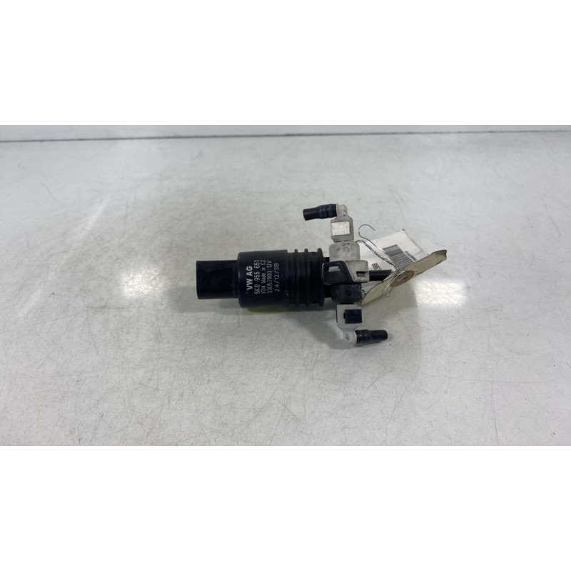 Pompe lave glace avant VOLKSWAGEN GOLF 6 Photo n°3