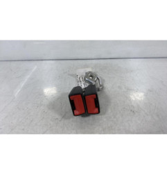 Attache ceinture arriere gauche VOLKSWAGEN GOLF 6 Photo n°1