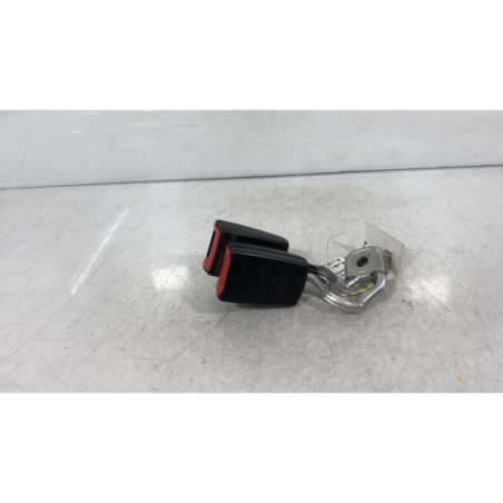 Attache ceinture arriere gauche VOLKSWAGEN GOLF 6