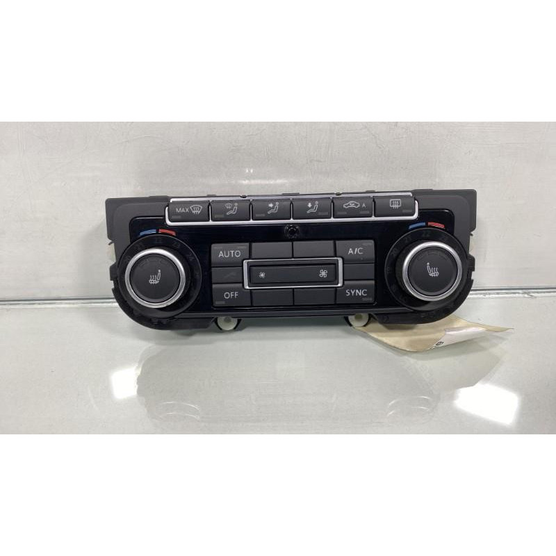 Commande chauffage VOLKSWAGEN GOLF 6 Photo n°3