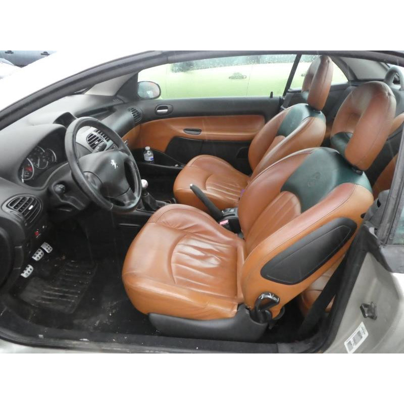 Pretensionneur de ceinture avant droit PEUGEOT 206 Photo n°9