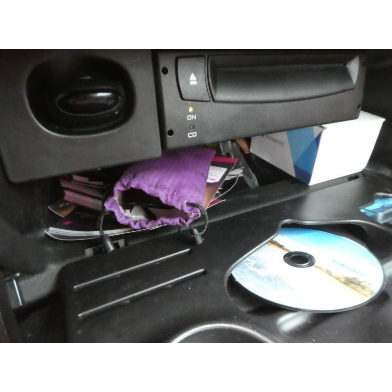 Pretensionneur de ceinture avant droit PEUGEOT 206 Photo n°14