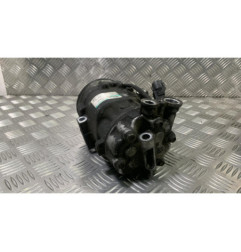 Compresseur clim FIAT GRANDE PUNTO Photo n°1