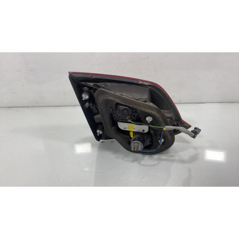 Feu arriere secondaire droit (feux) CHEVROLET CRUZE Photo n°3