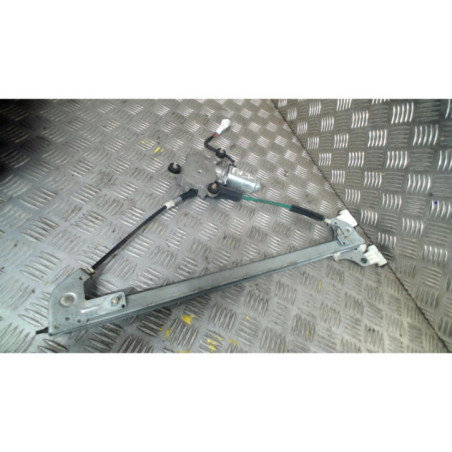 Leve vitre electrique avant droit SUZUKI WAGON-R