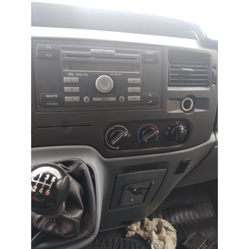 Attache ceinture avant droit FORD TRANSIT 4 Photo n°4