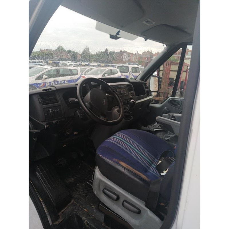 Attache ceinture avant droit FORD TRANSIT 4 Photo n°13